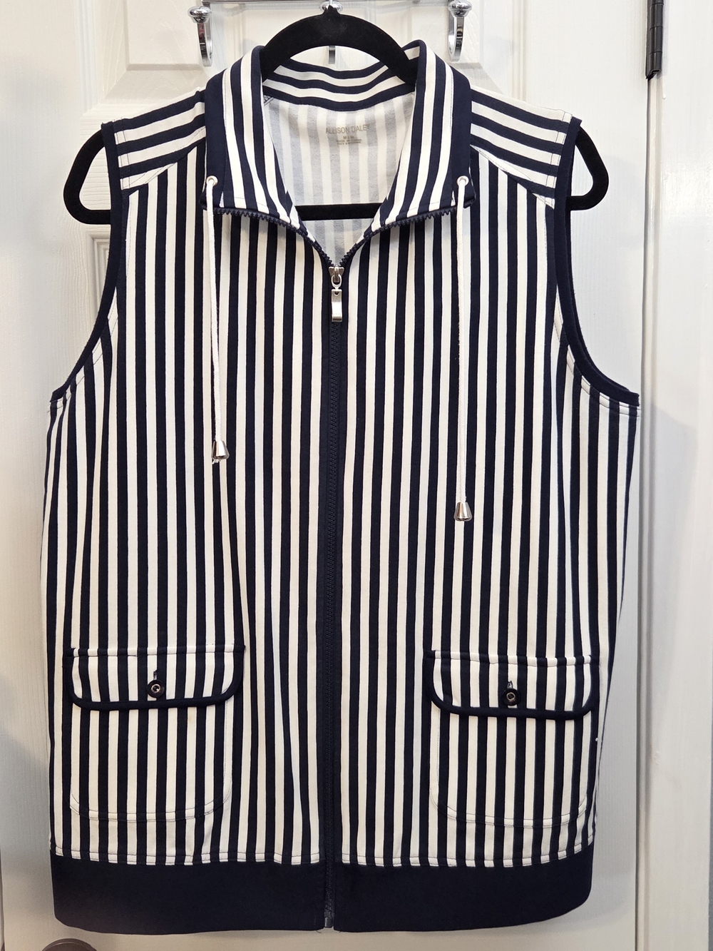 Allison Daley Navy & White Striped Sleeveless Zip Vest
